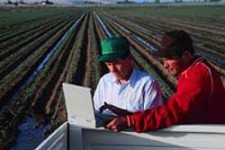پاورپوینت کاربرد کامپیوتر در اقتصاد کشاورزی